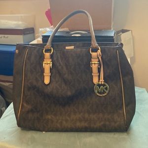 MICHAEL KORS TOTE